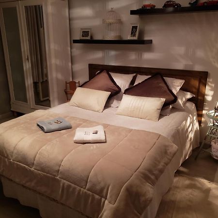 Chez Didier Et Vero Houville-la-Branche Eksteriør billede