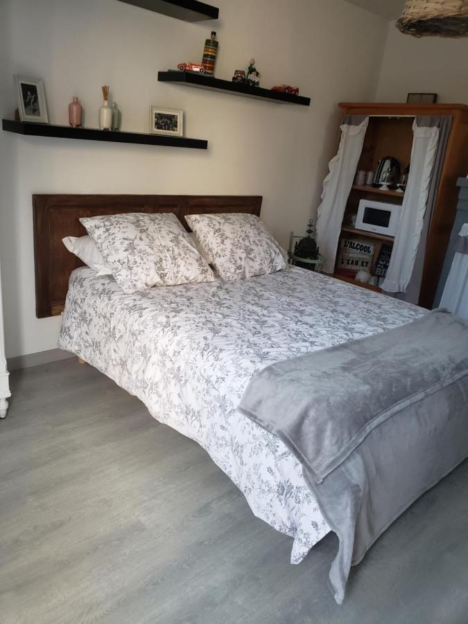 Chez Didier Et Vero Houville-la-Branche Eksteriør billede